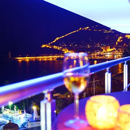 Otel M.c.a Marquis 3*