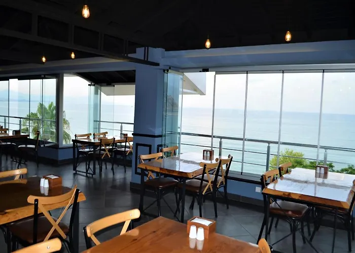 M.c.a Marquis فندق ألانيا