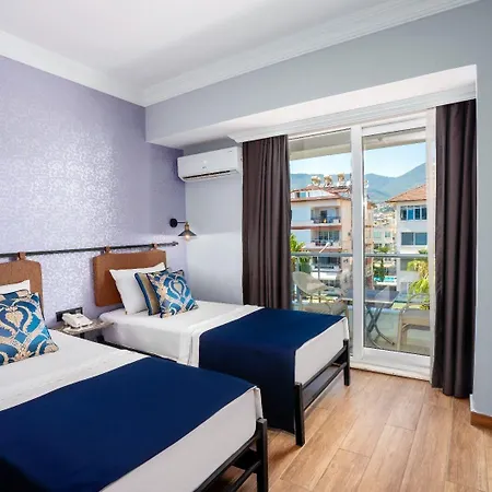 M.c.a Marquis Готель 3*