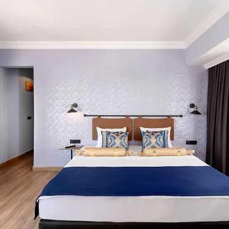 M.c.a Marquis Аланія