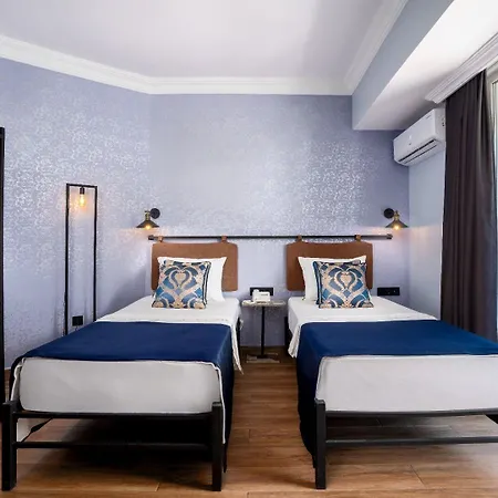 Готель M.c.a Marquis Аланія