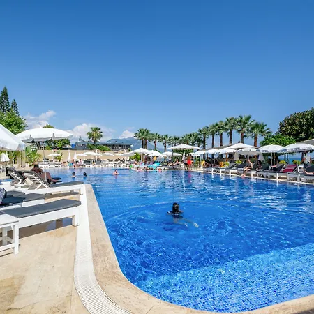 Готель M.c.a Marquis