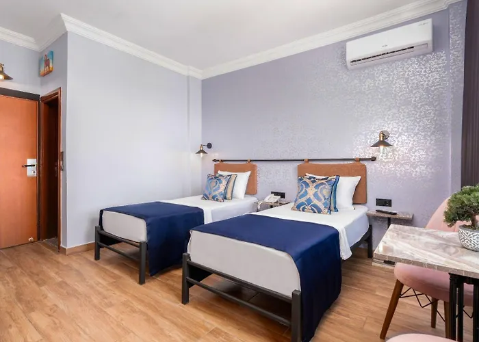 Hotel M.c.a Marquis 3*